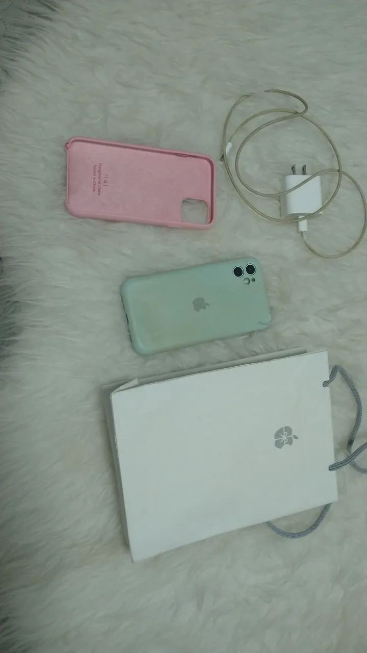 Vendo excelente iphone 11 128 G vindo dos EUA  - Foto 2