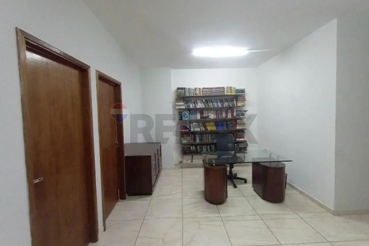 Sala Comercial à Venda no Edifício Torre de Lins!