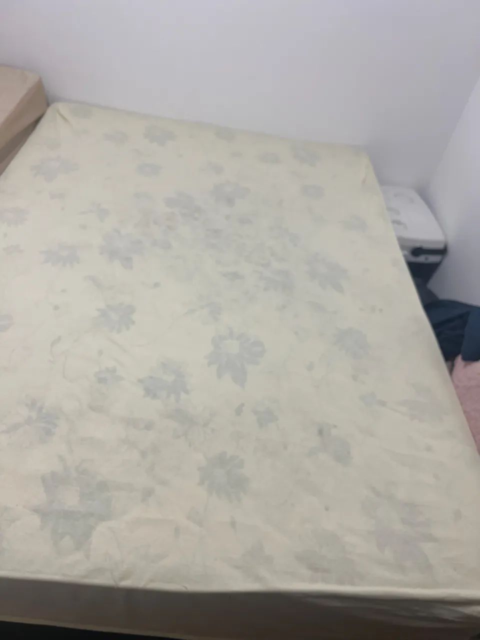 Cama box 