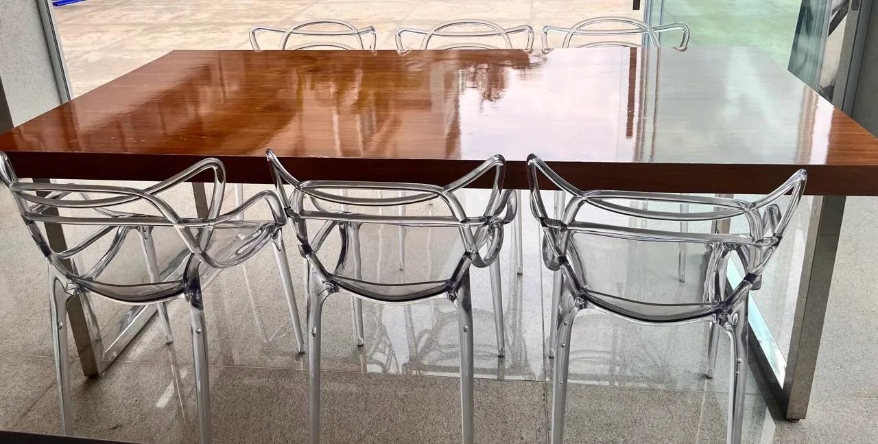 Mesa com cadeiras - Foto 3