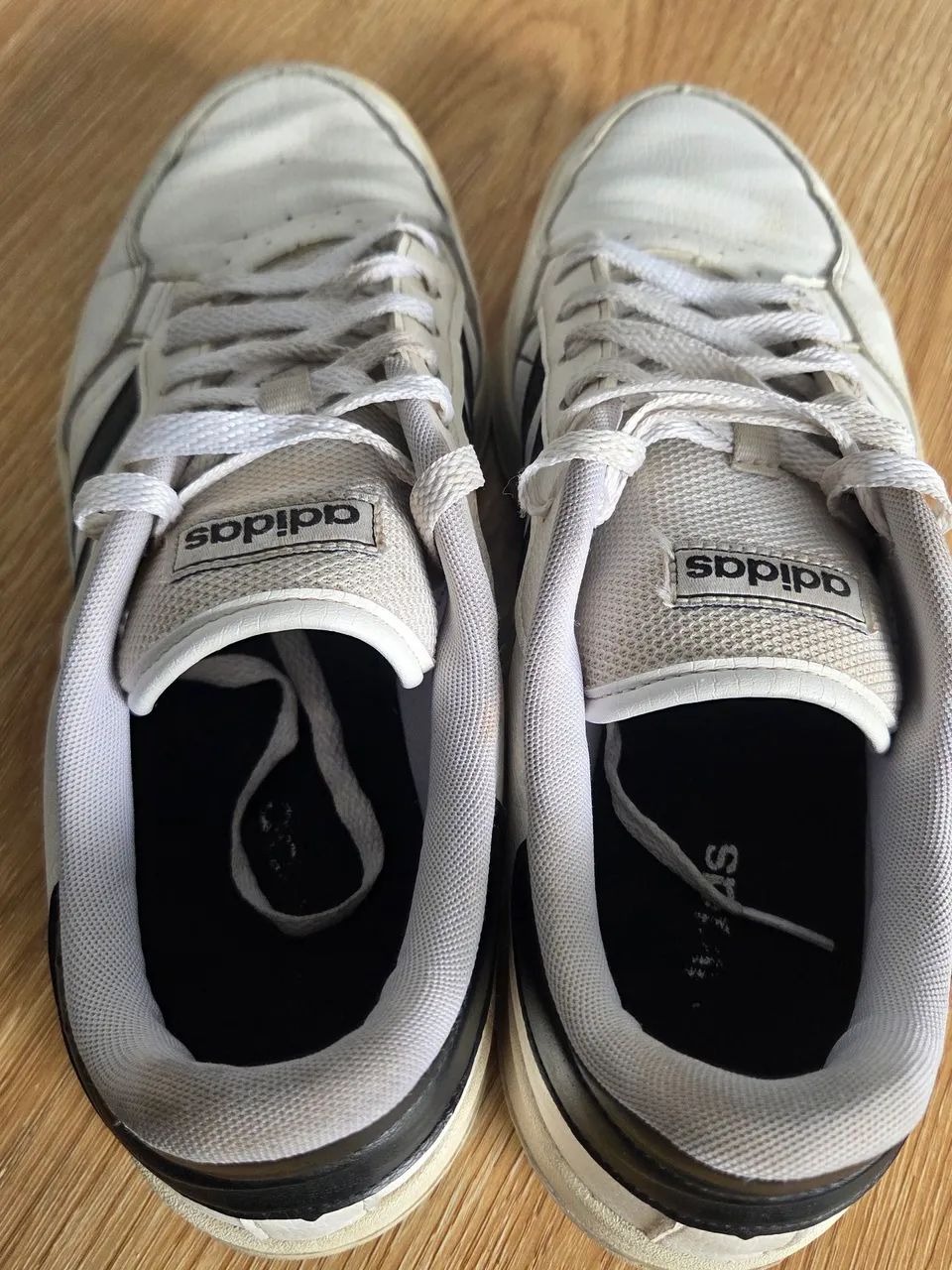 Tenis Adidas 43 - Foto 5