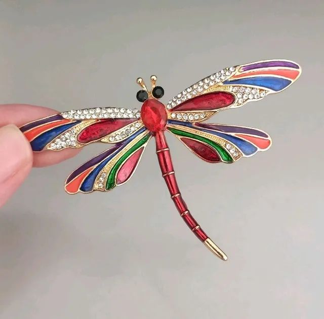 Broche de Libélula Vermelha Vibrante (novo)