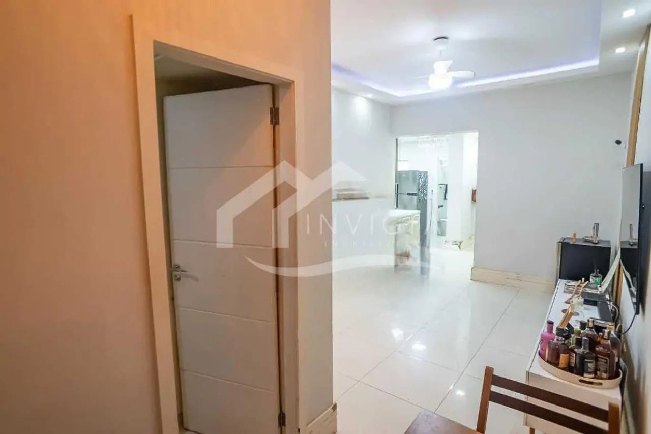 Apartamento no Catete quarto e sala próximo ao metrô - Foto 2