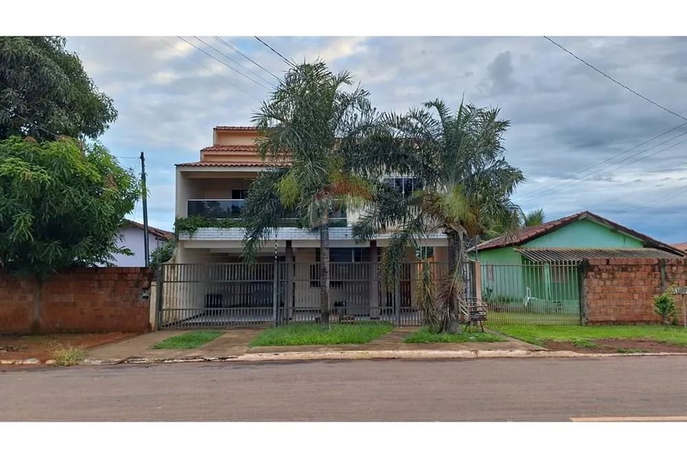 "Sobrado em Itiquira: Ótimo Preço e Localização!"