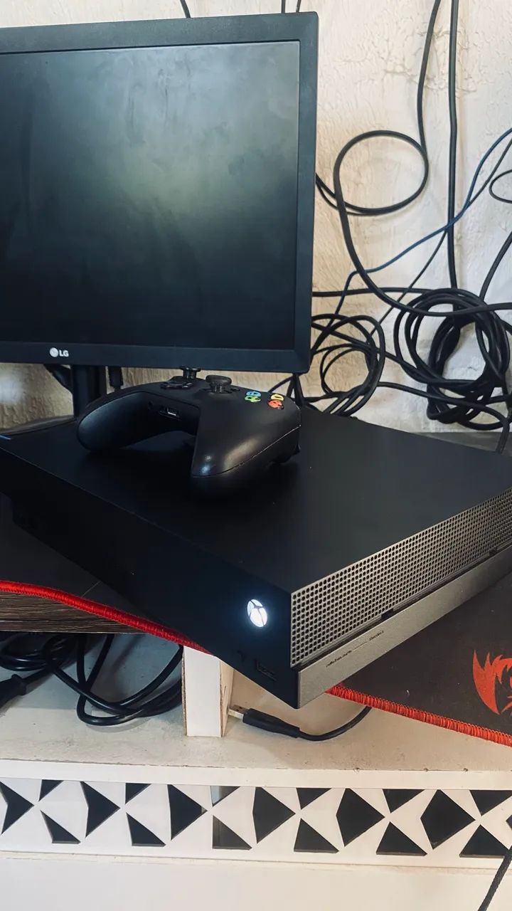 Xbox one X zerado com controle original  - Foto 2