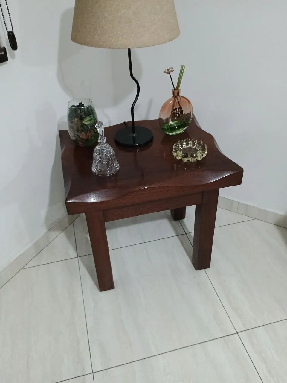 Vendo mesa de canto 