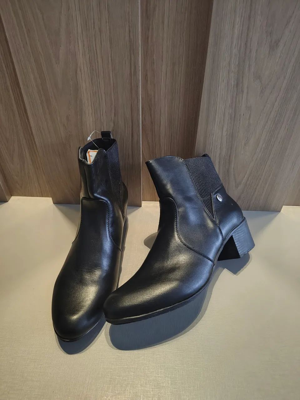 Bota - Foto 2