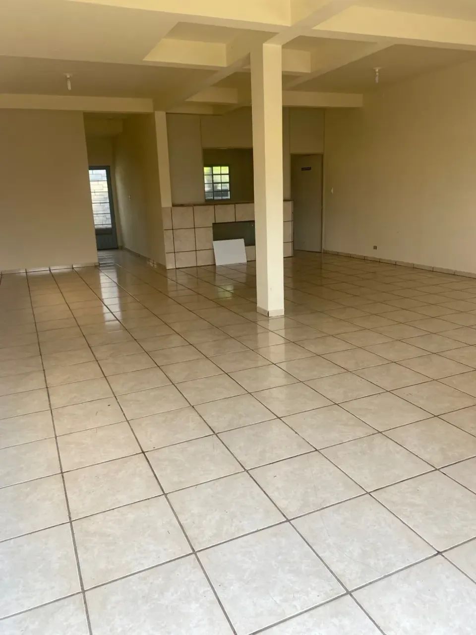 SALA COMERCIAL  TERREA- UVARANAS - Foto 3