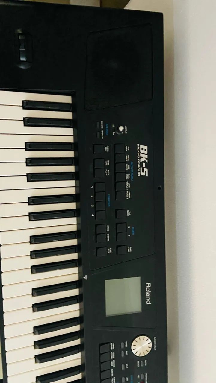 Teclado roland BK-5