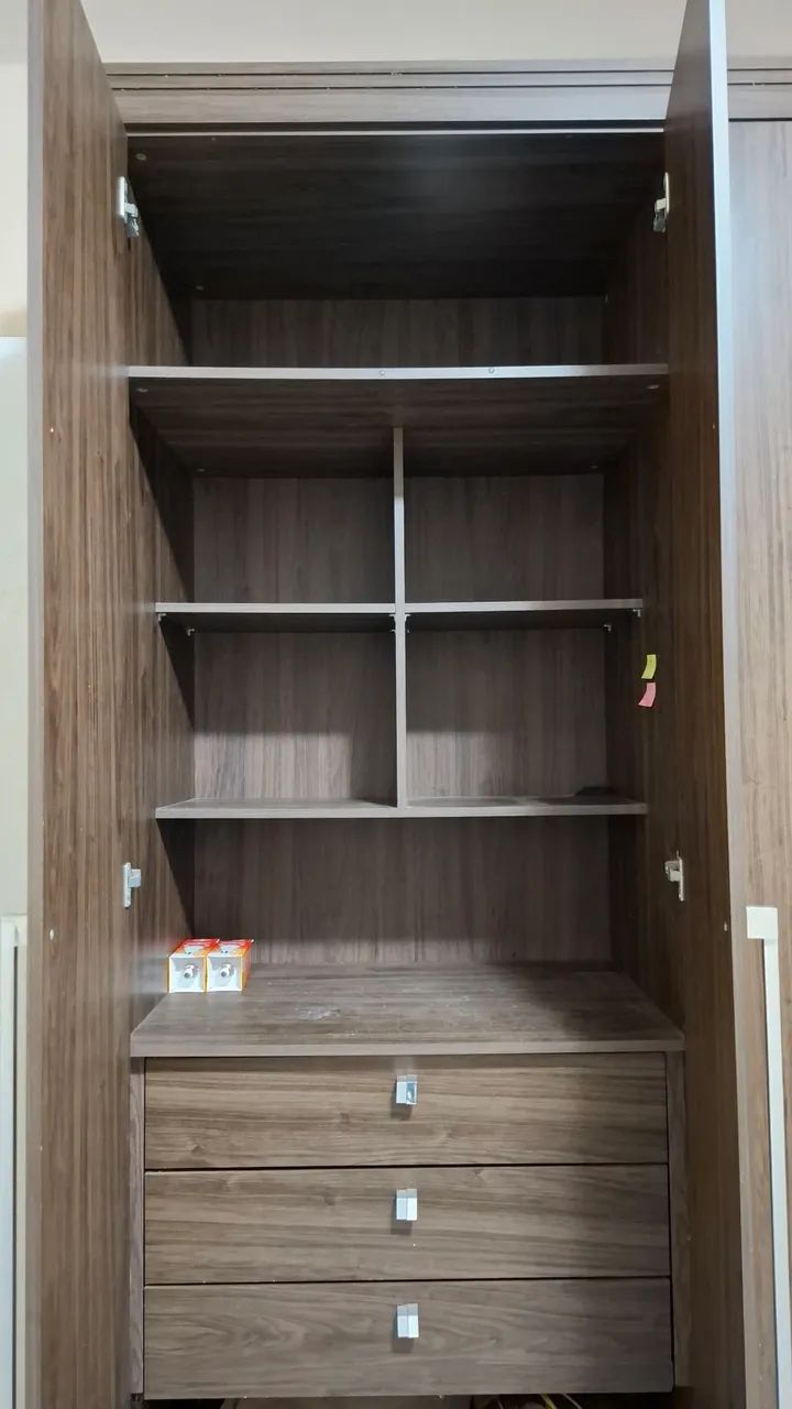 Guarda Roupa 4 portas GRANDE - Foto 3