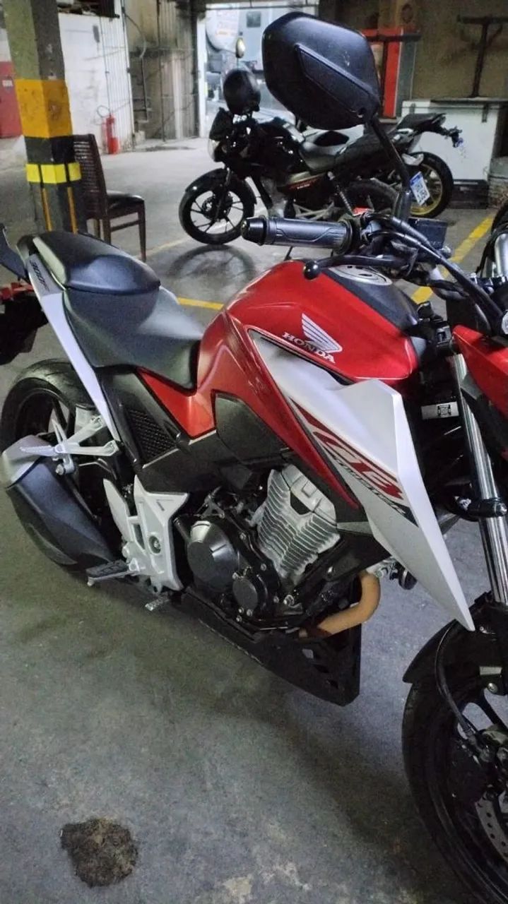 CB 300 ABS - Foto 5