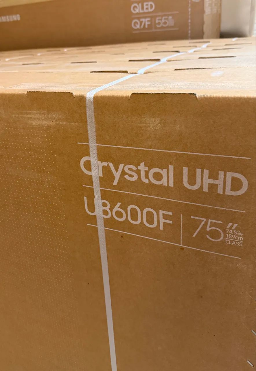 Tv Samsung 75 U8600F 2025 lacrada