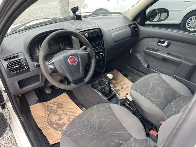 Fiat Strada 1.4 MPI Fire Flex 8V CE 2013 - Foto 3