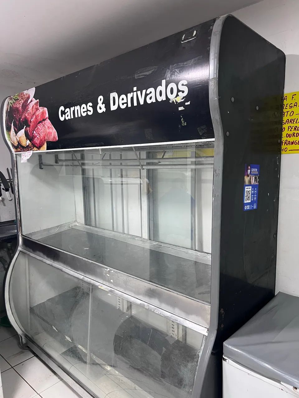 Frezer expositor de carne R$: 2.500,00