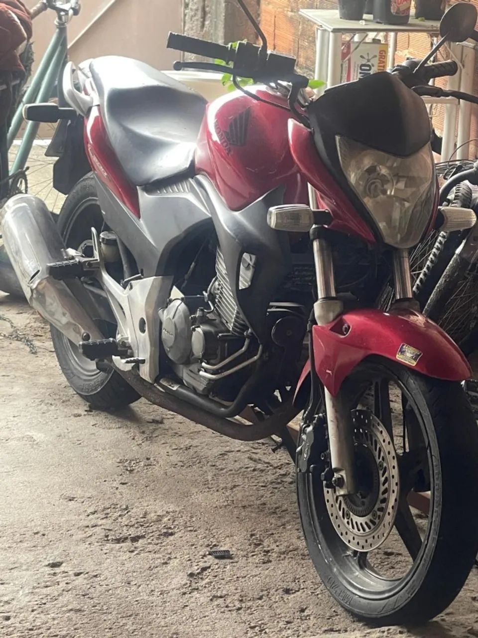 CB300  - Foto 2