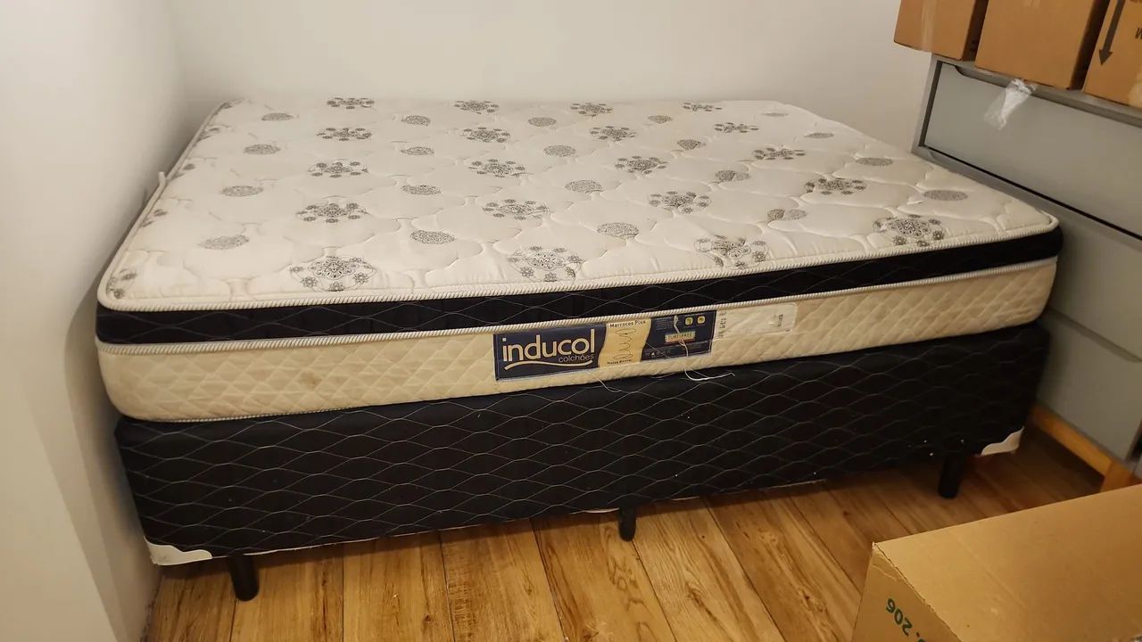 Cama box casal