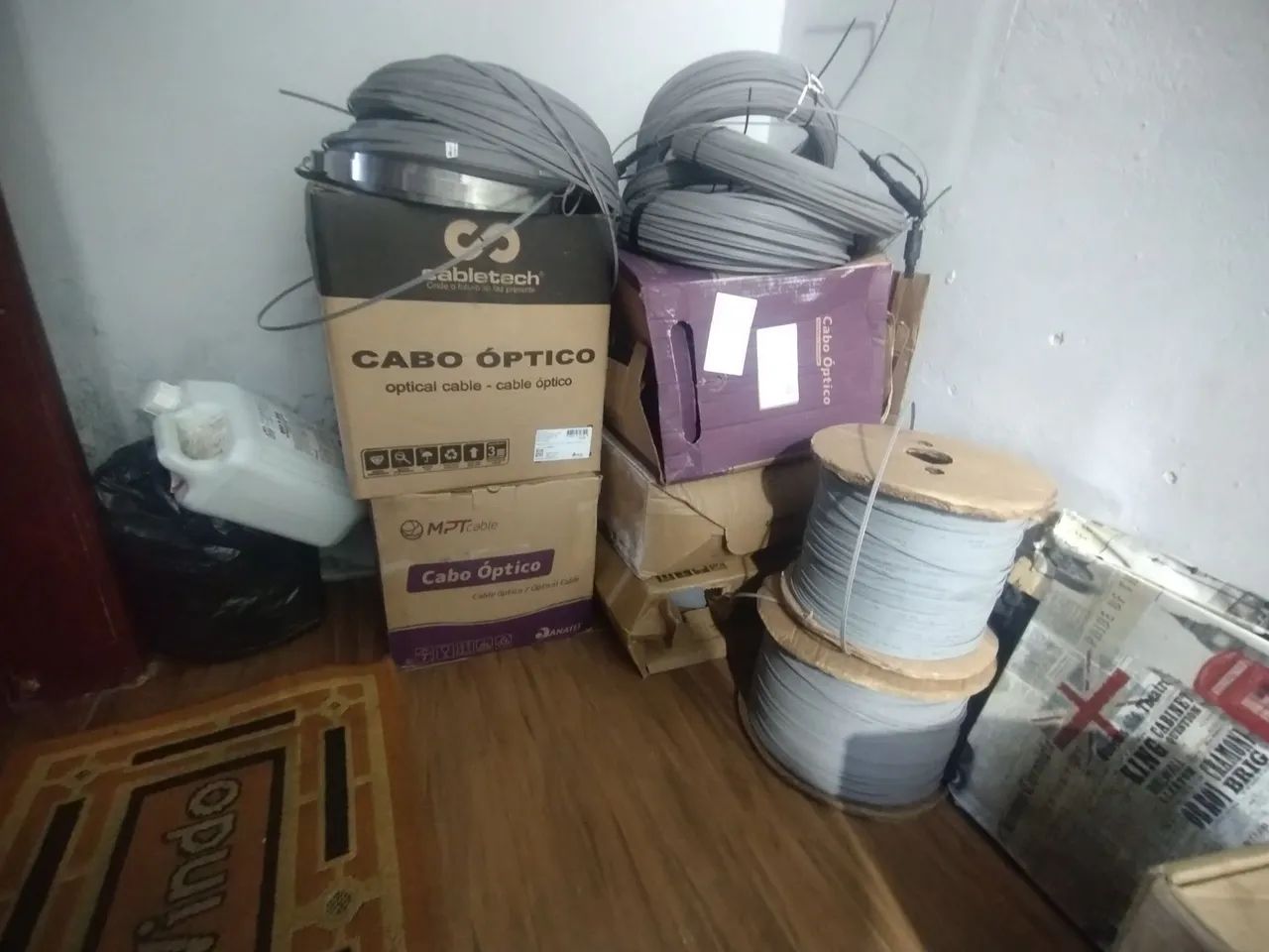 Caixas de drop telecom 
