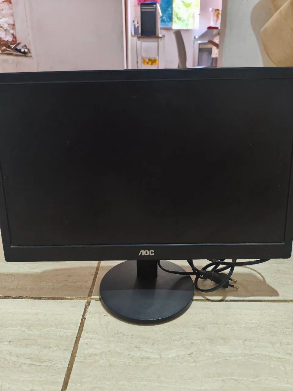 Monitor aoc 18,5 led hd widescrern  - Foto 3