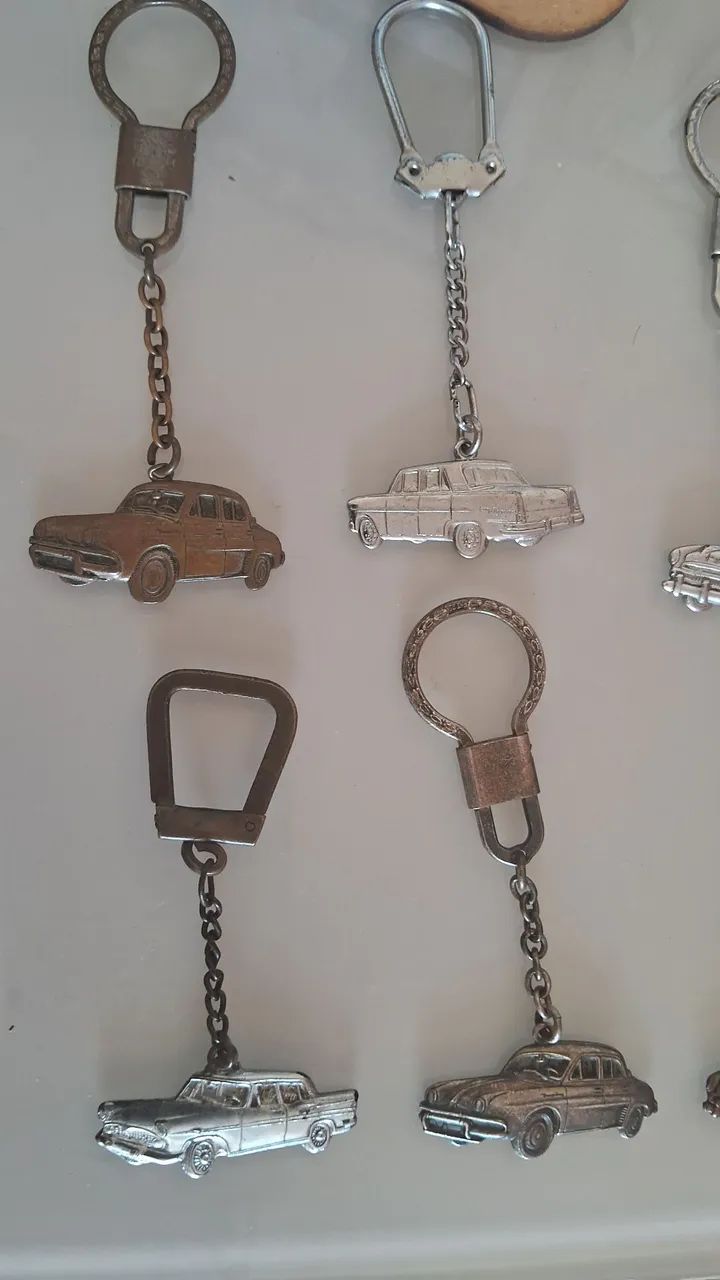 Coleção de Miniaturas de Chaveiros de Carros ou separadamente  - Foto 2