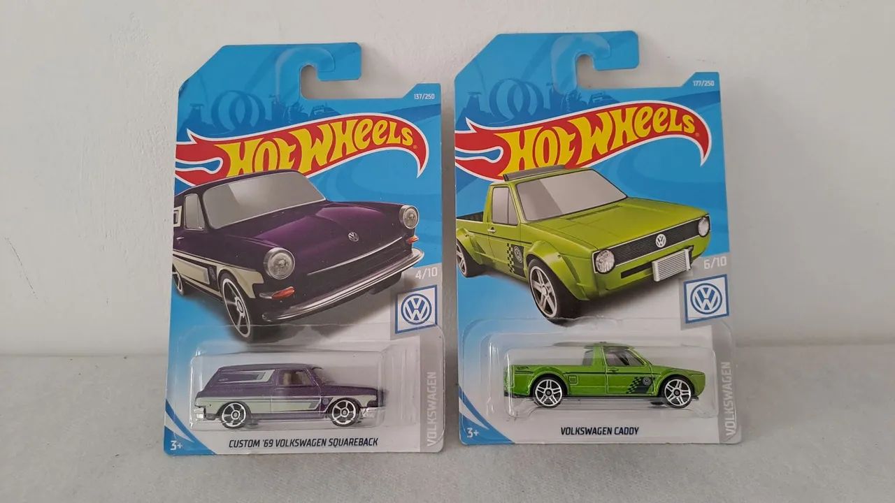 MT 2 VW Caddy + Custom '69 Square Back Hot Wheels Volkswagen