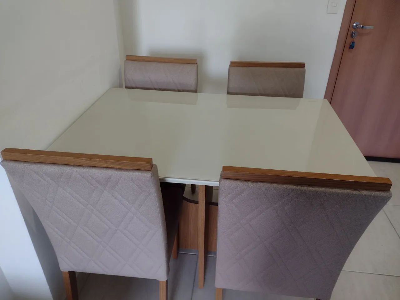 Mesa 4 cadeiras tampo de vidro  - Foto 2