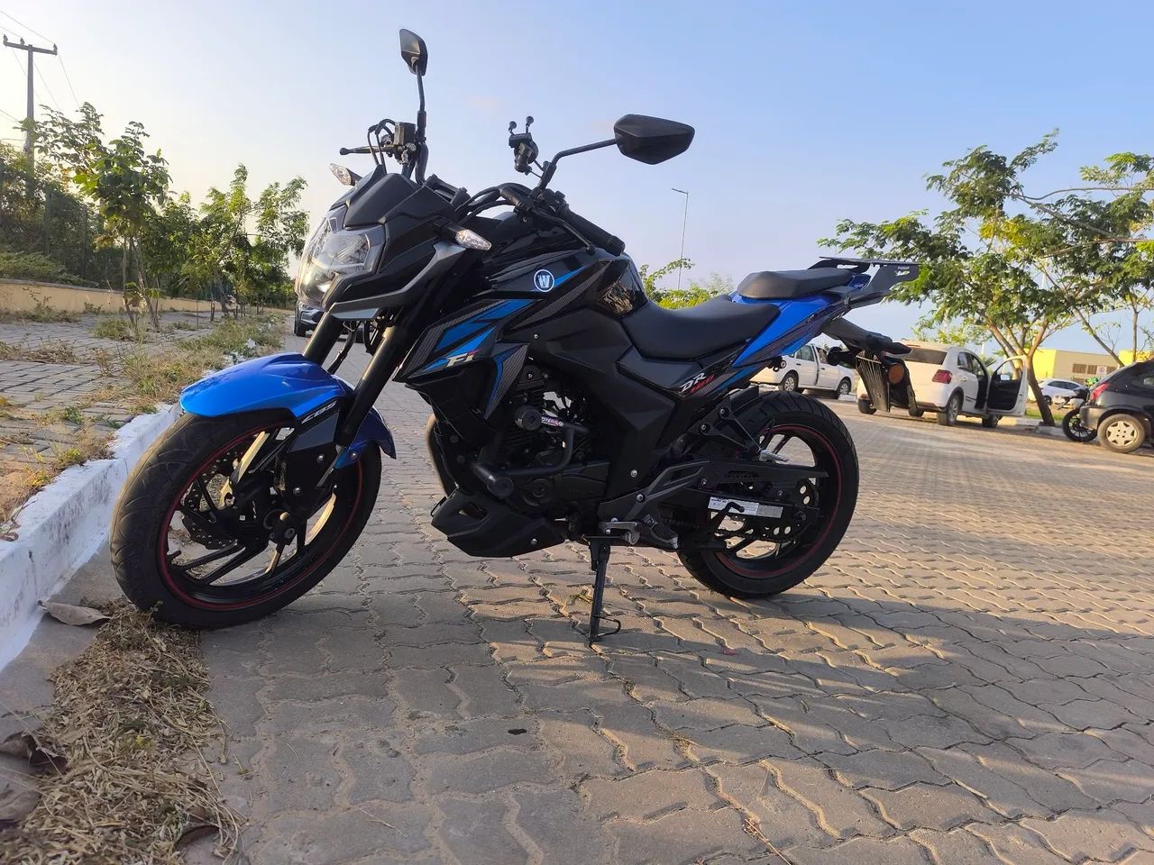 Moto novinha 