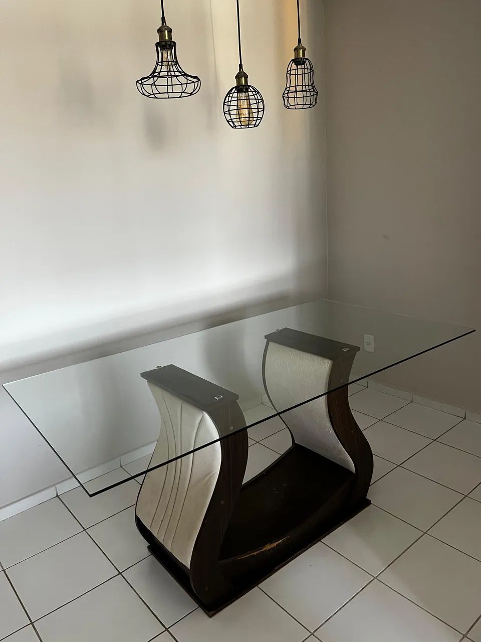     Mesa de Jantar com 6 Cadeiras - Vidro + Estofadas - Foto 3
