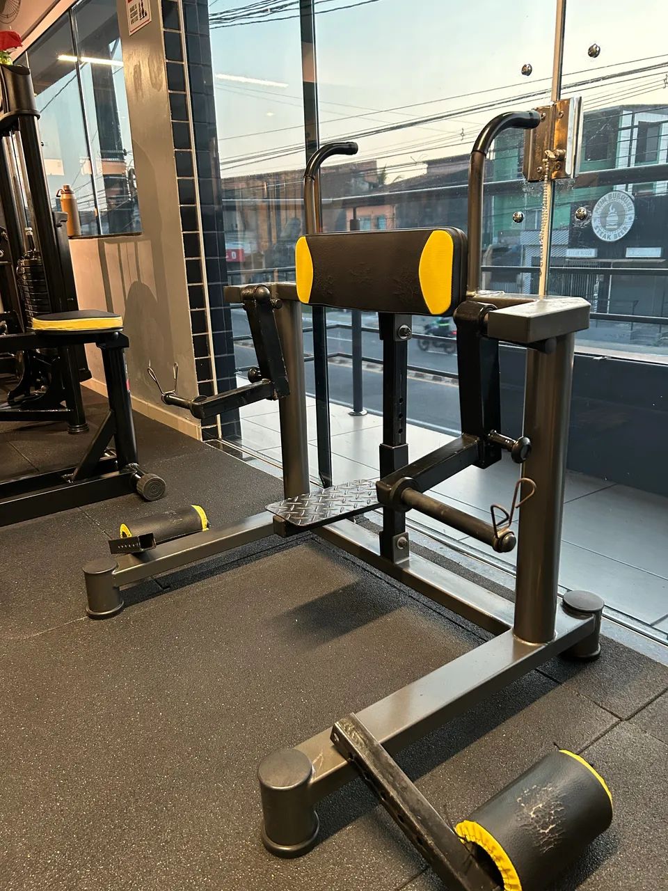 Flexora Vertical Unilateral em pé Articulada  - Foto 4