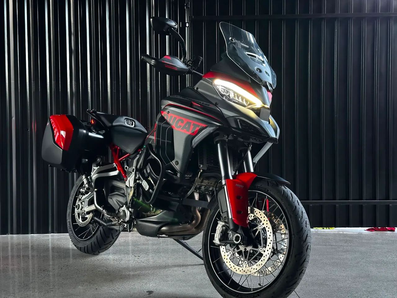 Ducati multstrada v4s 2023 - Foto 2