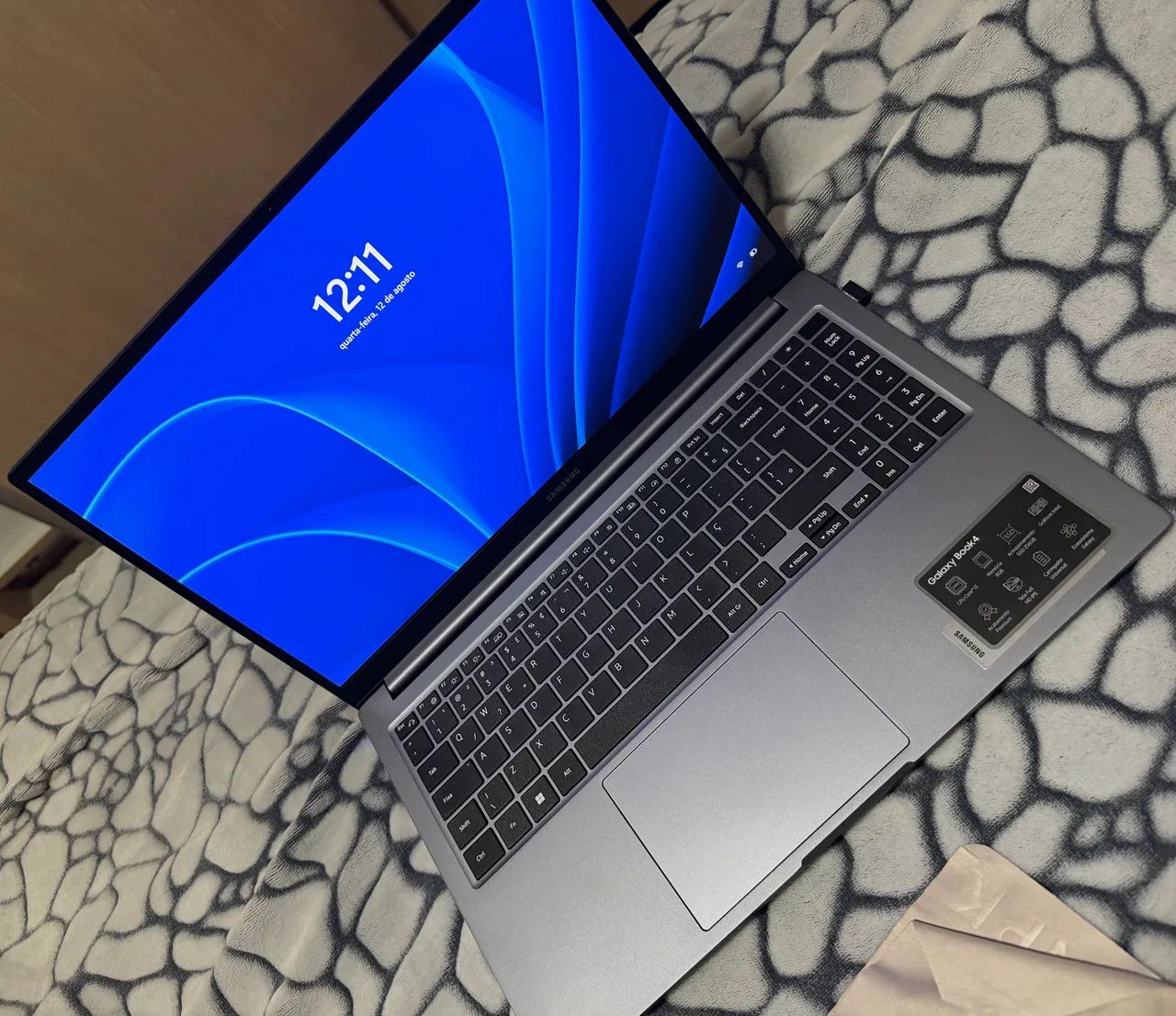 Notebook Samsung Galaxy Book4 Windows 11 Home Intel Core I3 8gb 256gb Ssd - Foto 4