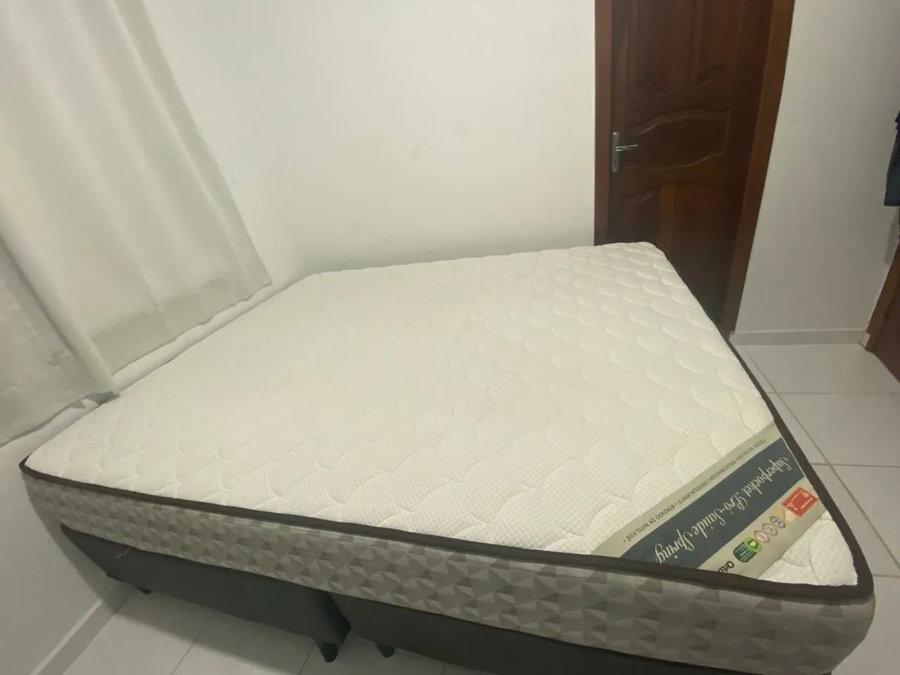 cama de casal64985856578177123