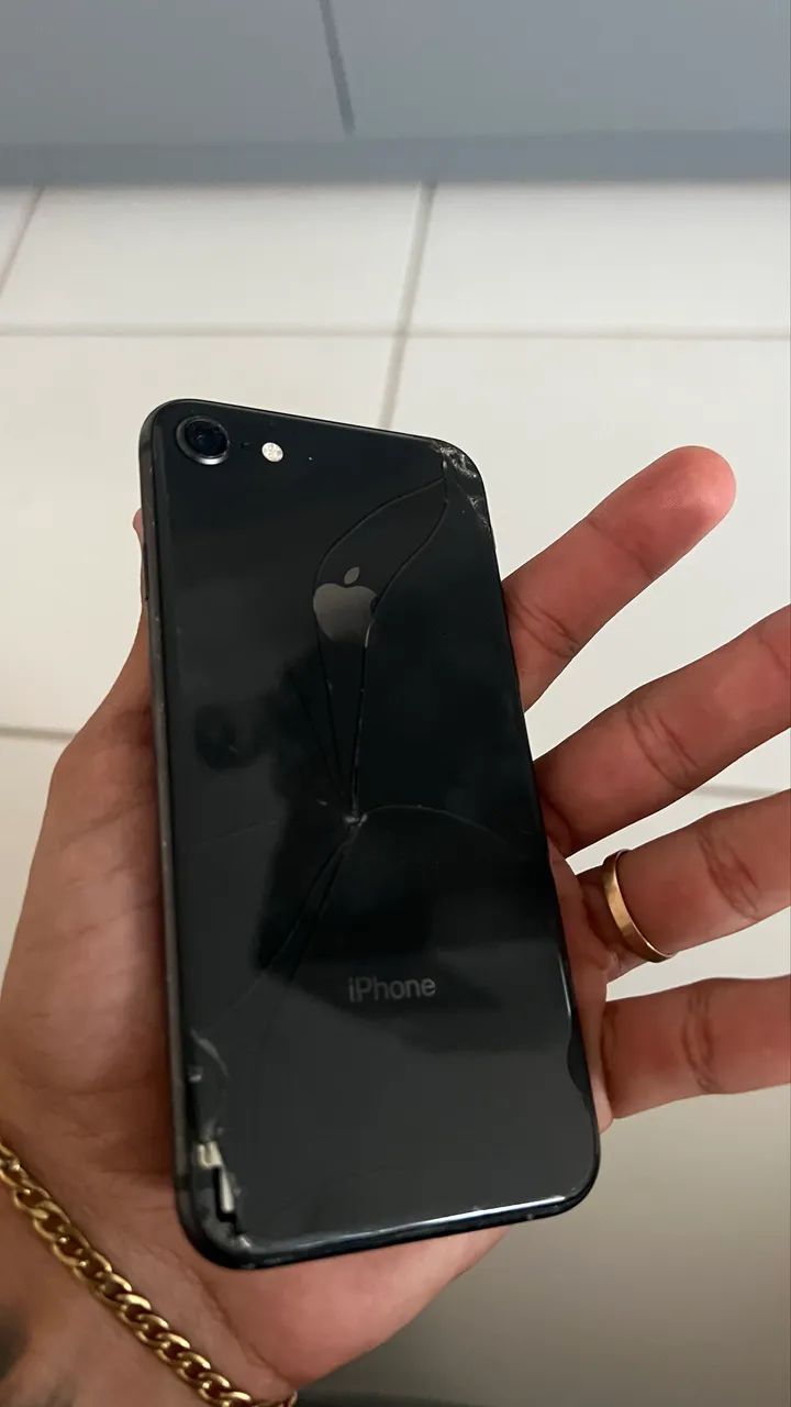 iPhone 8 com defeito  - Foto 2