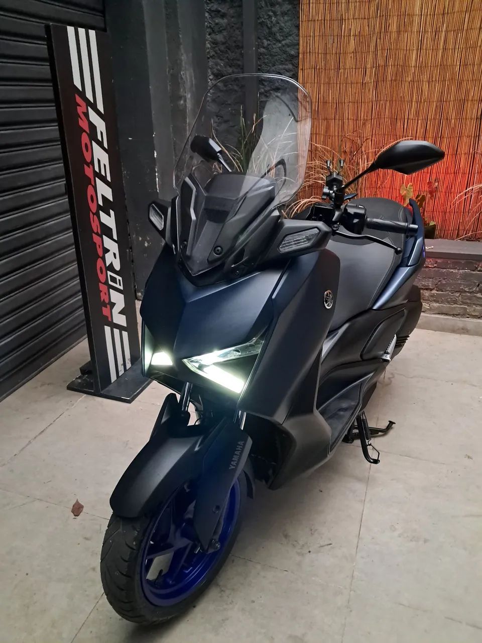 XMAX 250 - Foto 5