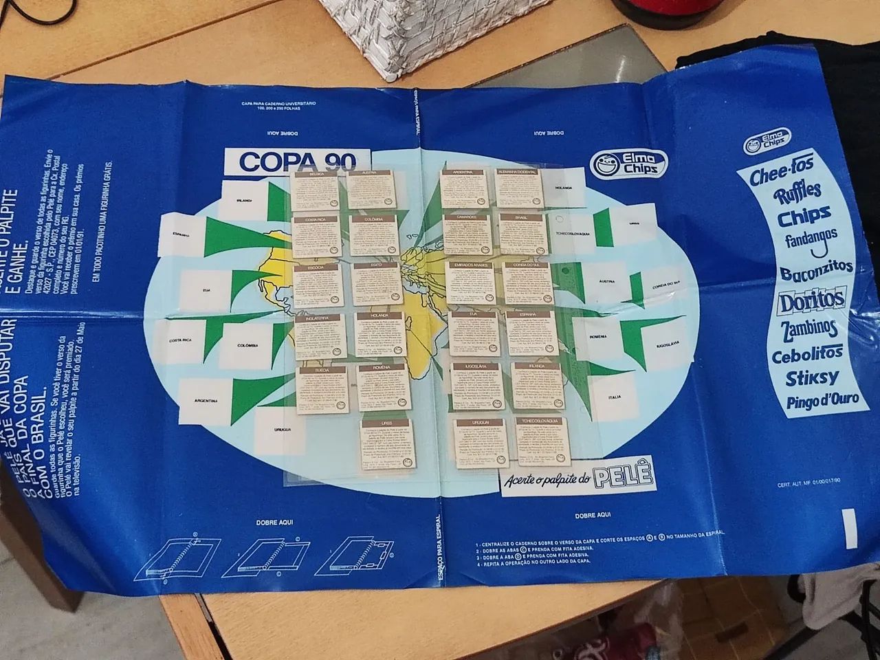elma chips copa 90 com poster (faltando italia) - Foto 2