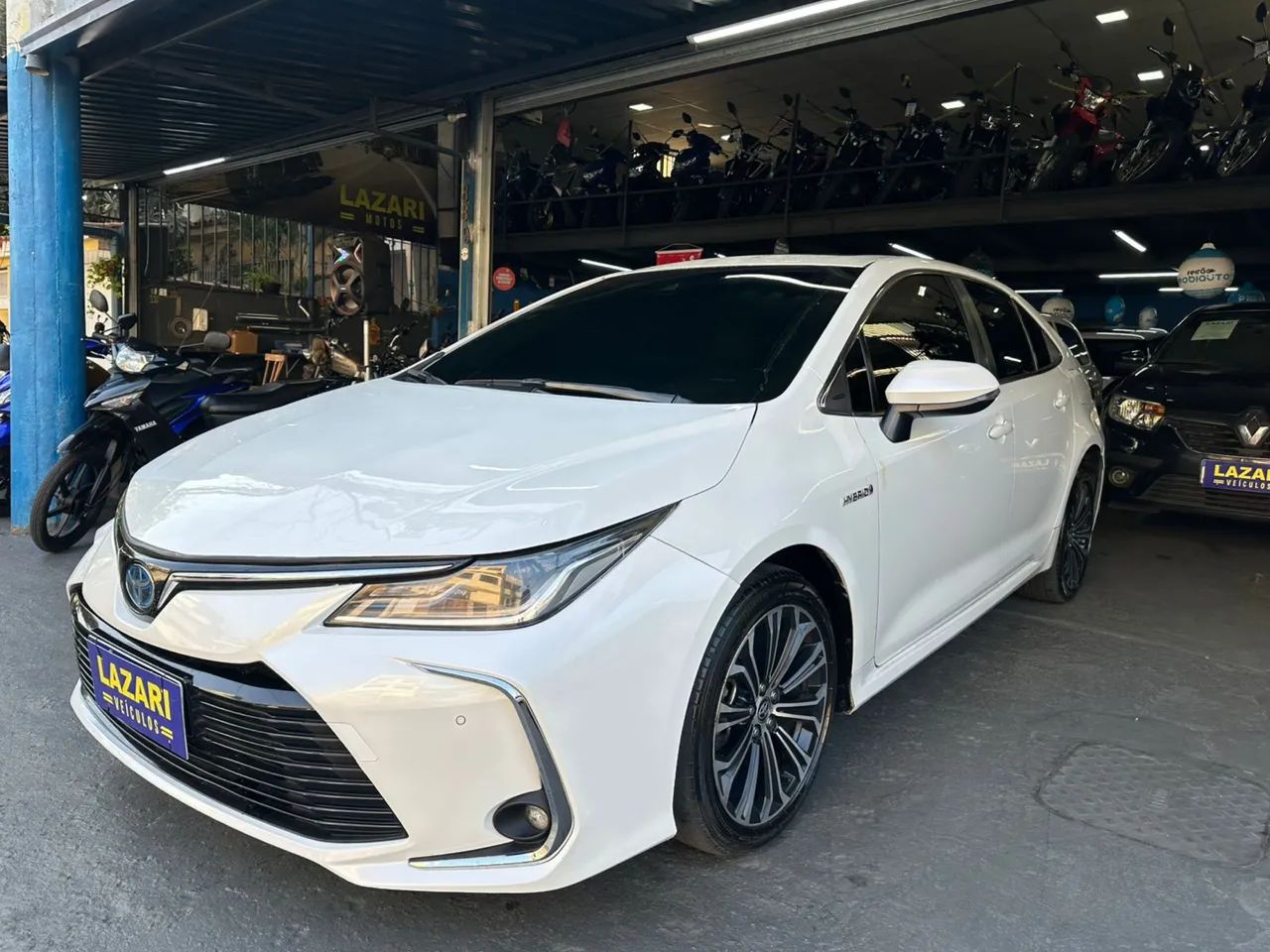 Toyota Corolla Corolla Altis Prem. 1.8 Aut. (Híbrido) 2021