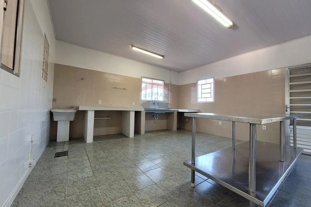 Casa Comercial de Destaque em Vinhedo, SP! - Foto 3