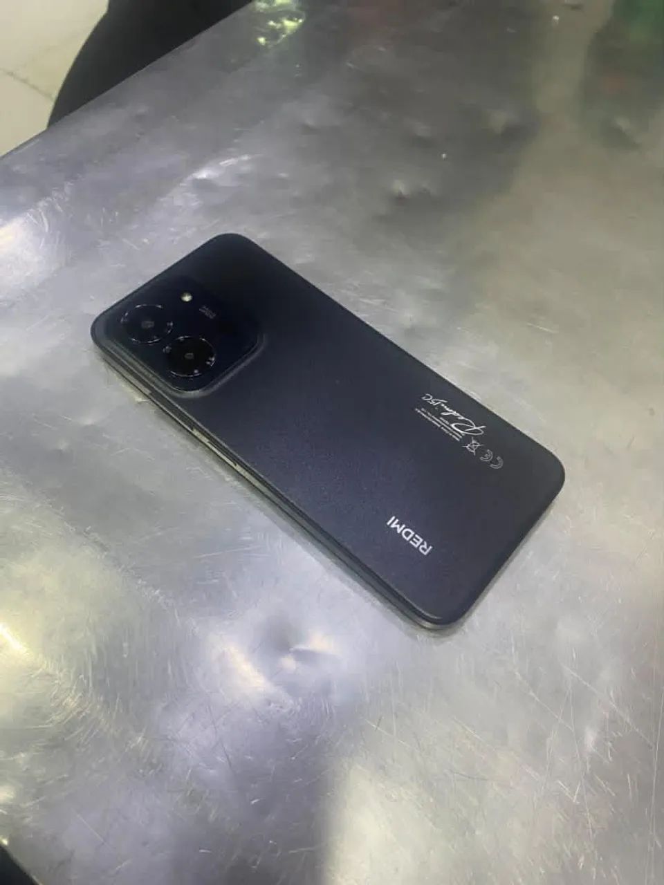 Redimi 15c seminovo ( tela trocada e com problema ) - Foto 2