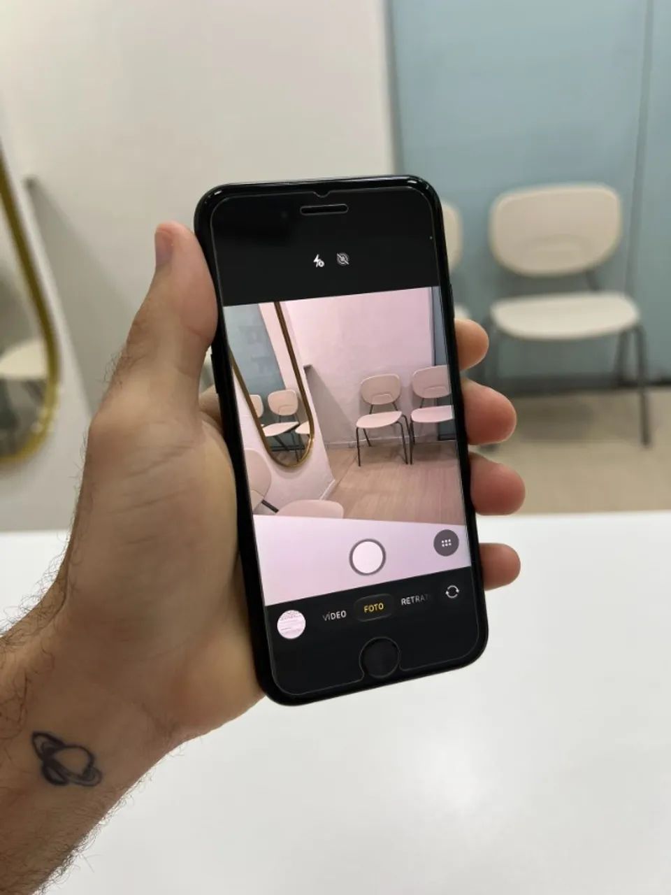 iPhone SE 2020 - 128 GB + Acessórios - Foto 4