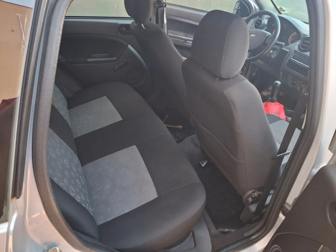 Ford Fiesta 1.0 8V Flex/class 1.0 8V Flex 5P 2012 - Foto 4