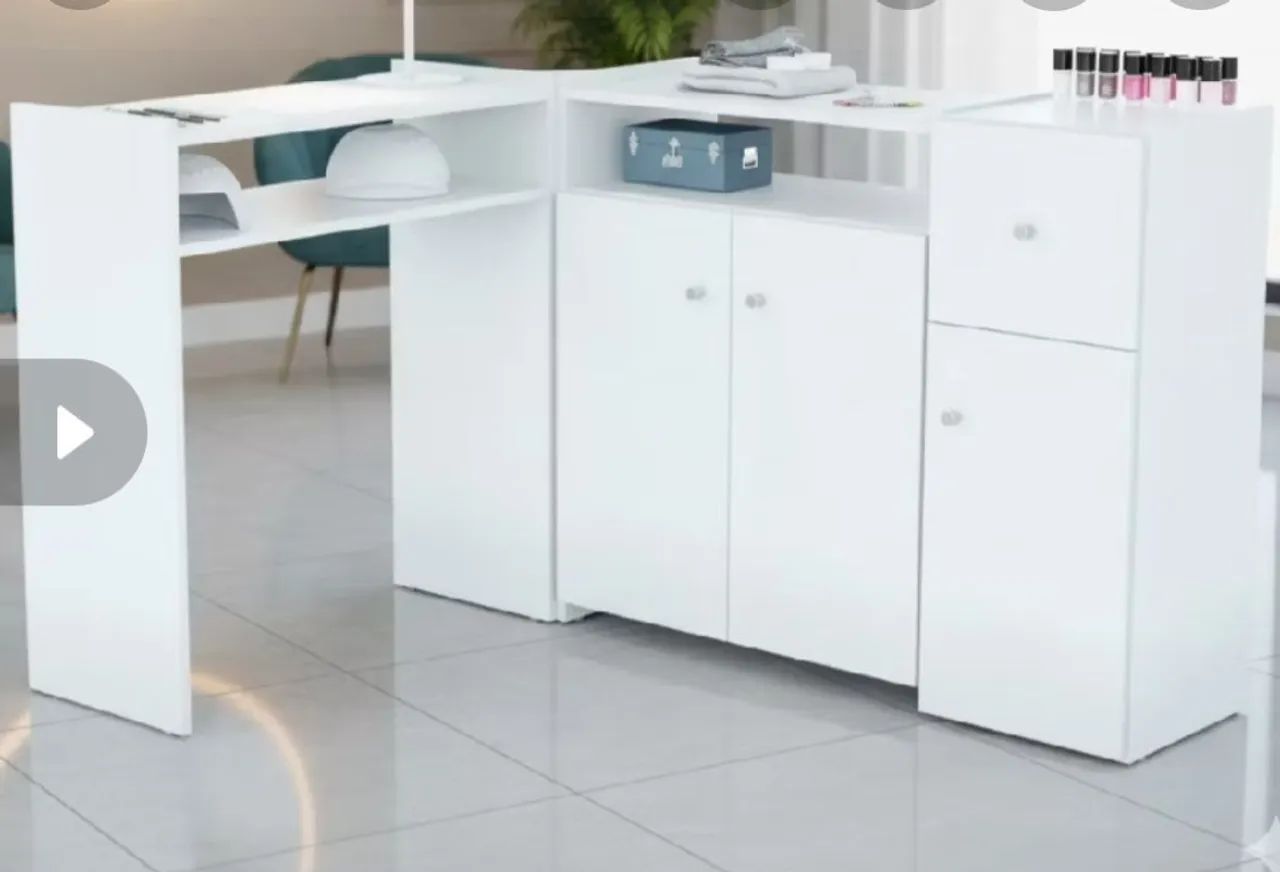 Mesa de manicure completa 