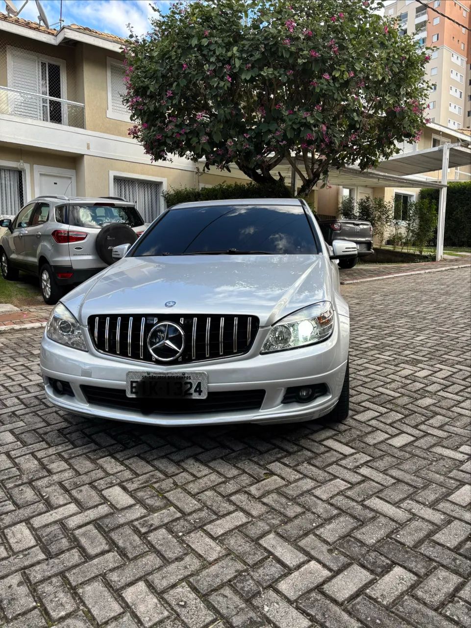 Mercedes-Benz C-180 2011