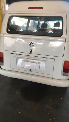 Vendo kombi 2014 9lugares - Foto 2