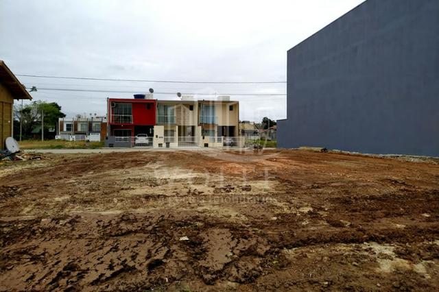 JD257 - Sobrado com 3 quartos sendo 1 suíte em Balneário Piçarras/SC - Foto 5
