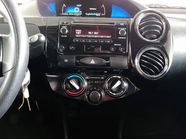 Toyota Etios Hb Xs 15 2018 Flex - Foto 5