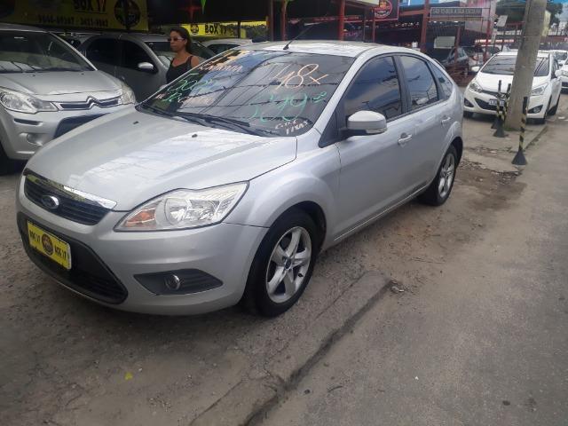 Oportunidade!!!! Focus Hatch 2.0. ano13 automático com GNV!!