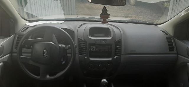 Ford Ranger XL 2.2 4x4 - Foto 5
