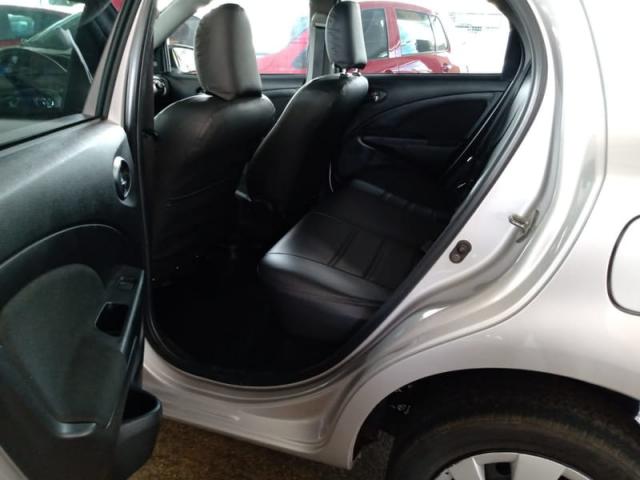 Toyota Etios Hb Xs 15 2018 Flex - Foto 7