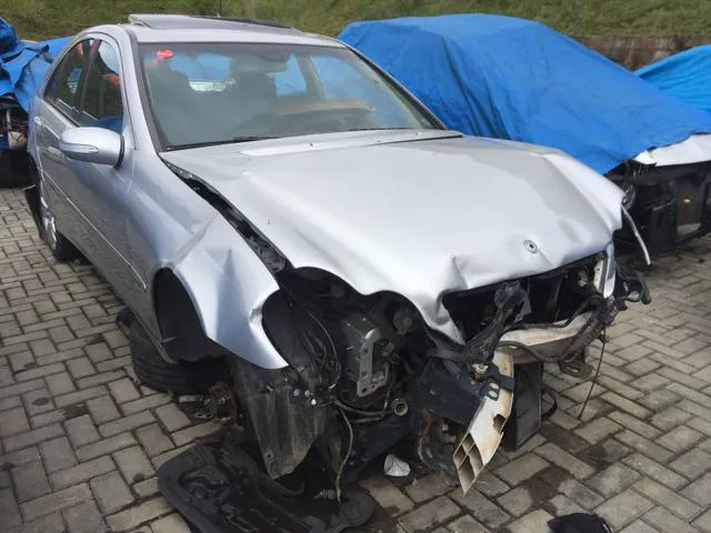 Sucata Mercedes Benz C320 2005