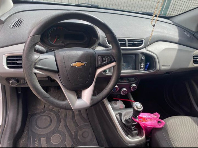Onix 1.4 LT ano 2018 - Foto 5