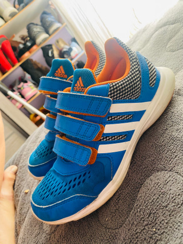 tenis adidas tamanho 32